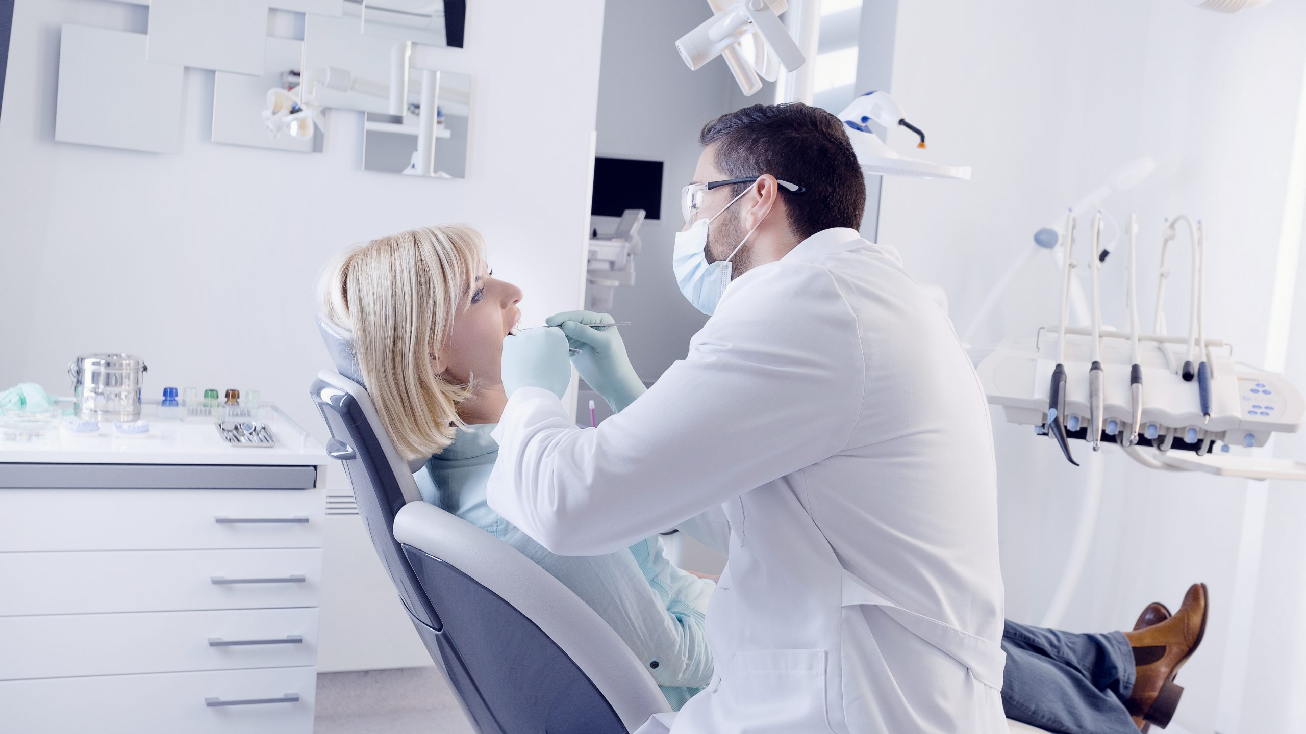 Dentist in Las Vegas, NV
